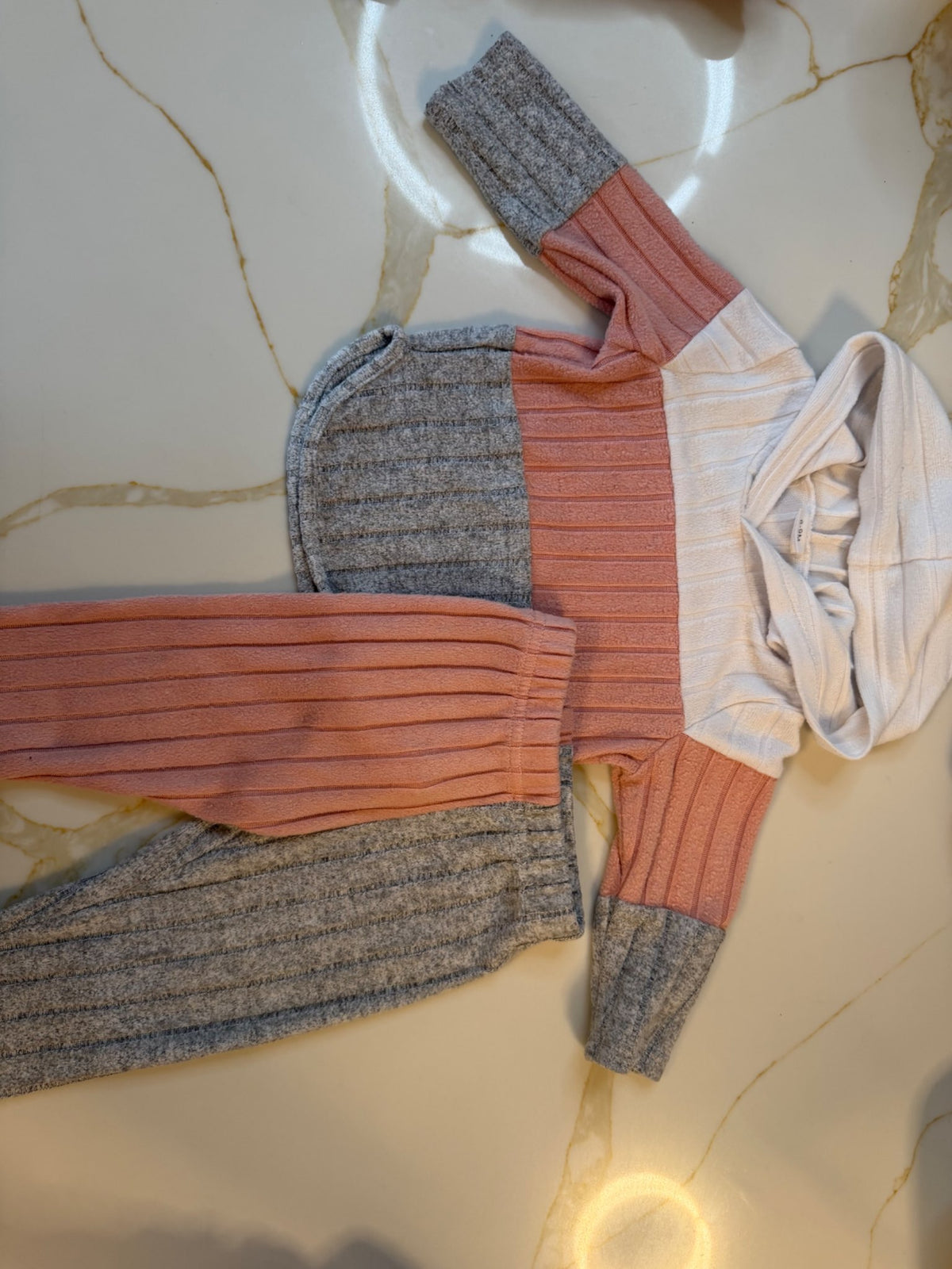 Pink, white and grey outfit 6-9month, Kids 9 Month (6-9M)
