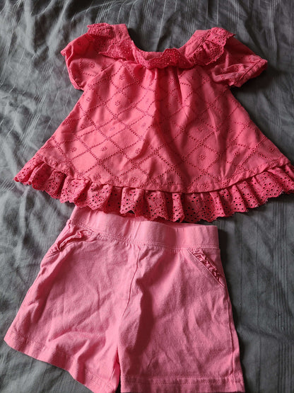 24 month short sleeve and shorts bundle 4 pcs, Kids 24 Month (18-24M)