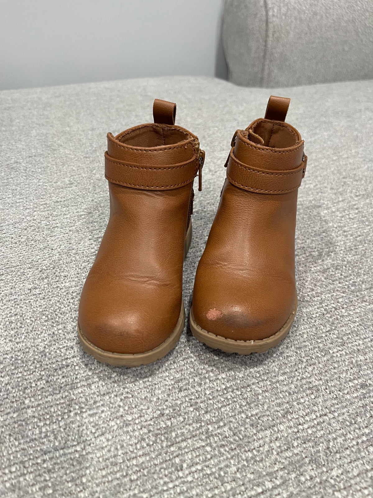 Size 7 toddler boots, Shoes 7 (Walkers:12-24 mth)