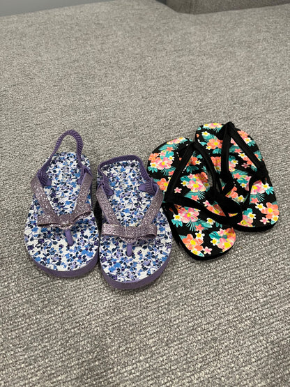 Size 7 toddler Sandals , Shoes 7 (Walkers:12-24 mth)