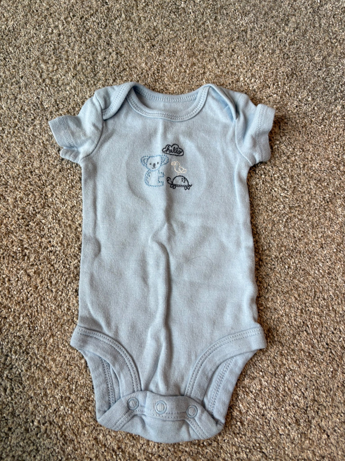 Carter’s short sleeve bodysuit , Kids Newborn