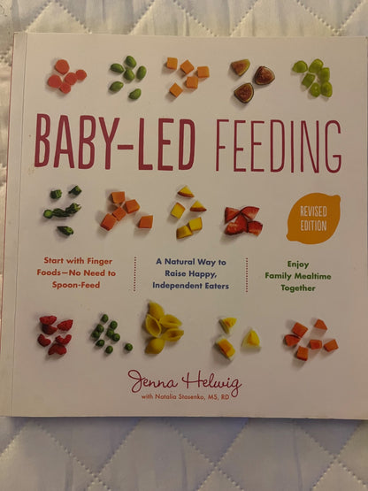 Baby Led Feeding Set - Book and Food Checklist Magnet