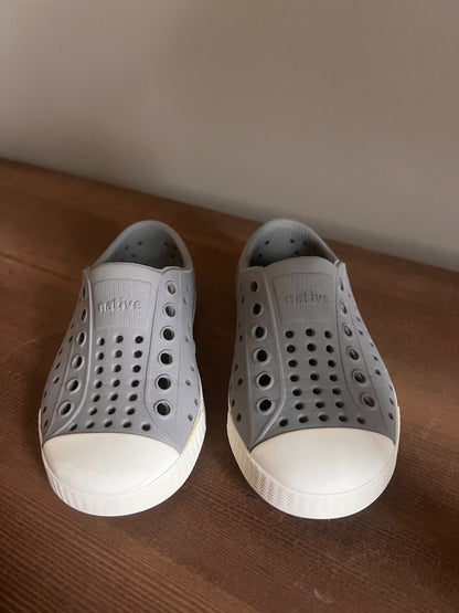 Native Jefferson Kids Shoes, Shoes 6 (Walkers:12-24 mth)