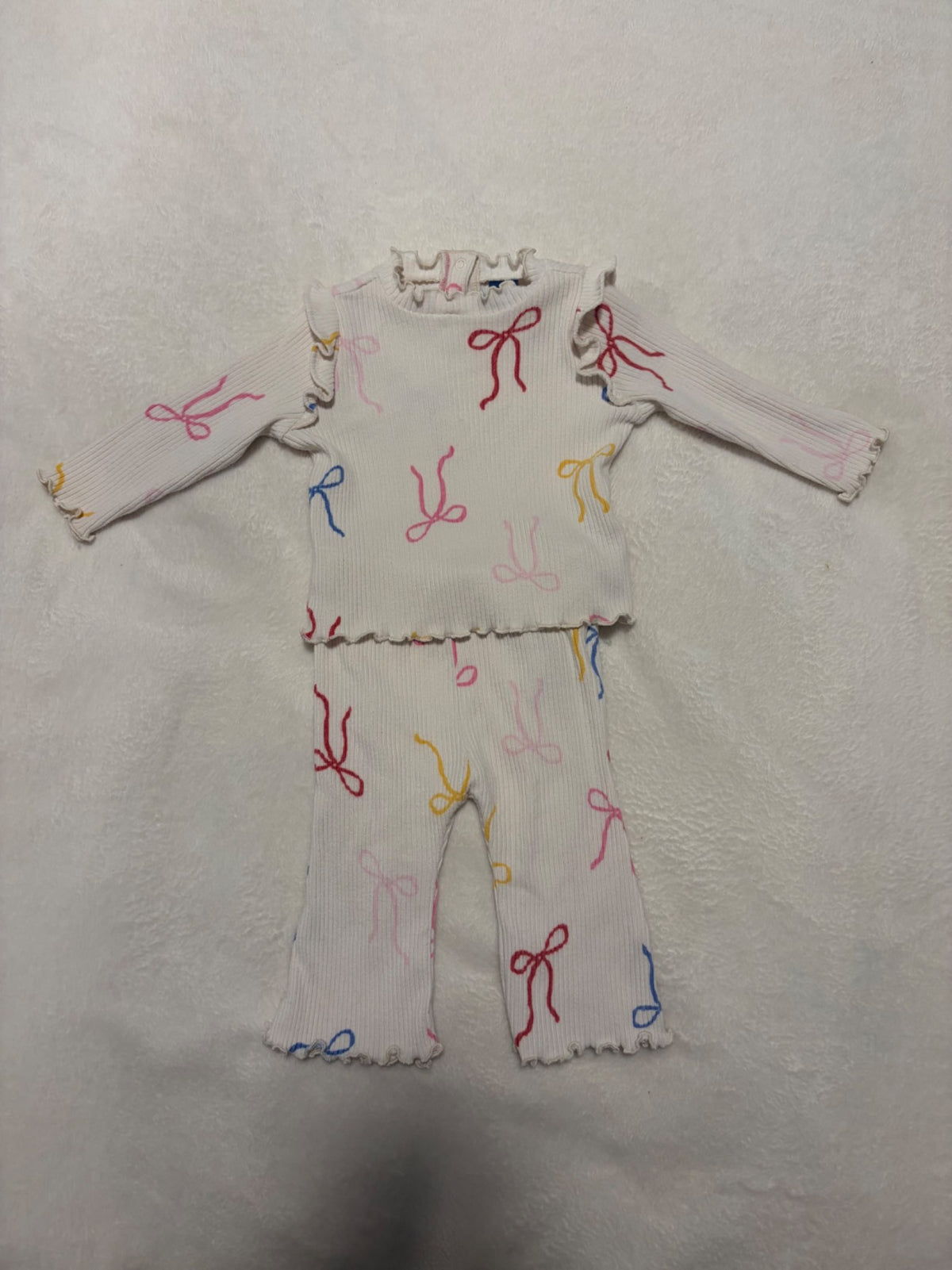 Two piece set , Kids 6 Month (3-6M)
