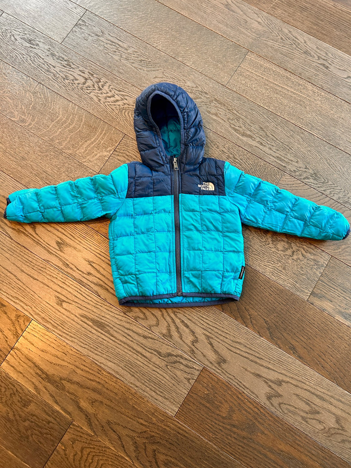 The North Face jacket, Kids 2T
