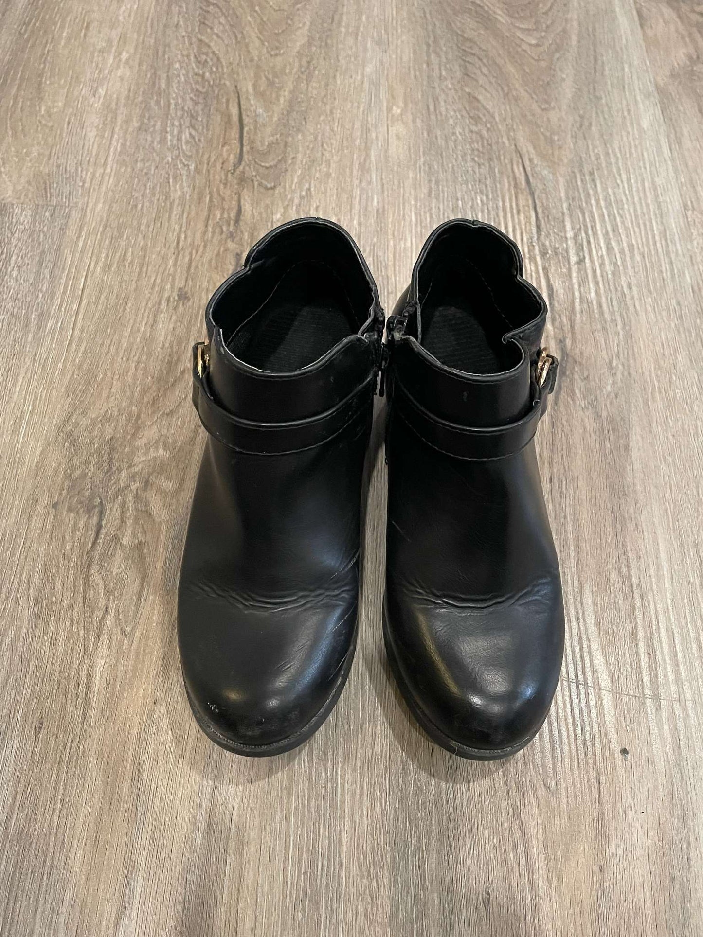 Black Ankle Boots Size 1, Shoes 1 (Kids:4-8yr)