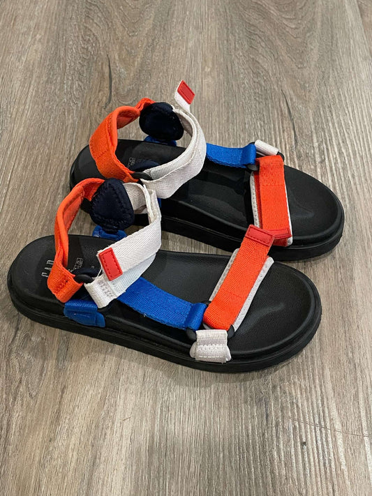 Gap Sandals Size 1-2, Shoes 1 (Kids:4-8yr)