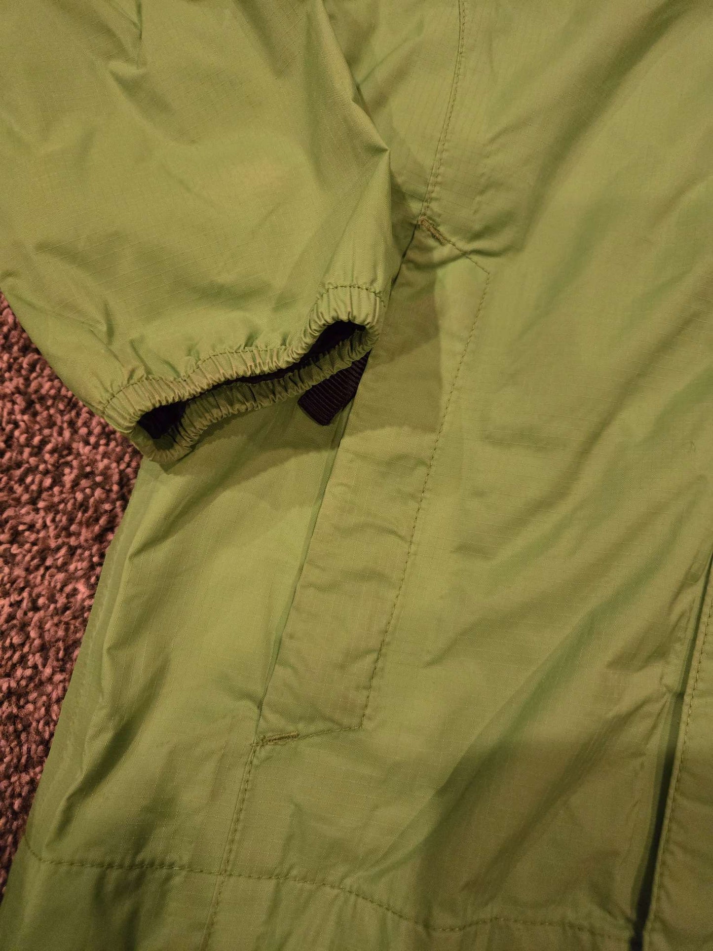 North Face XS Green Shell Jacket, Kids 6/6X (extra small)