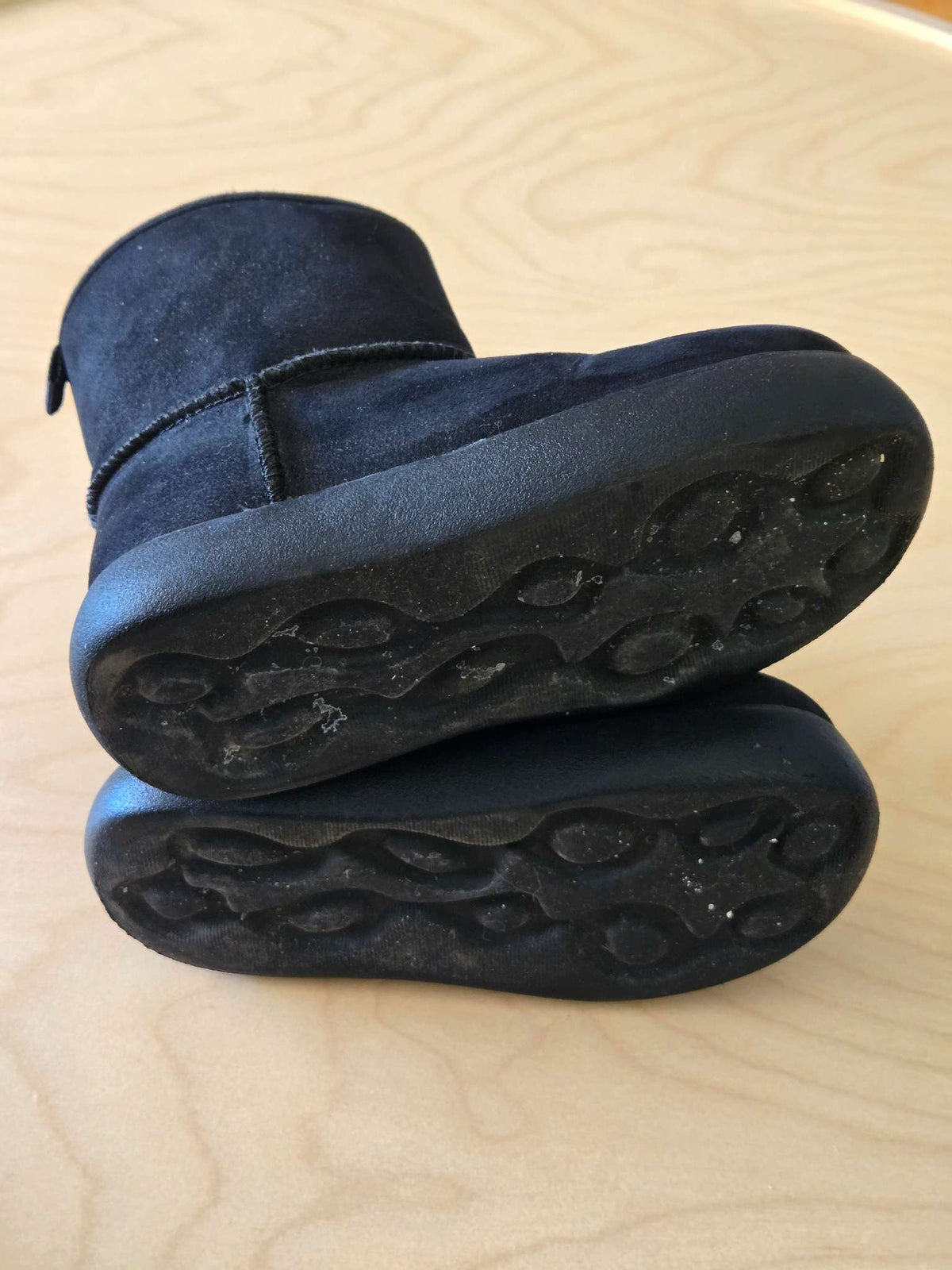 Joe Fresh Size 10 - "Suede" Kid Girls' Cozy Boots, Shoes 10 (Toddler:2-4yr)