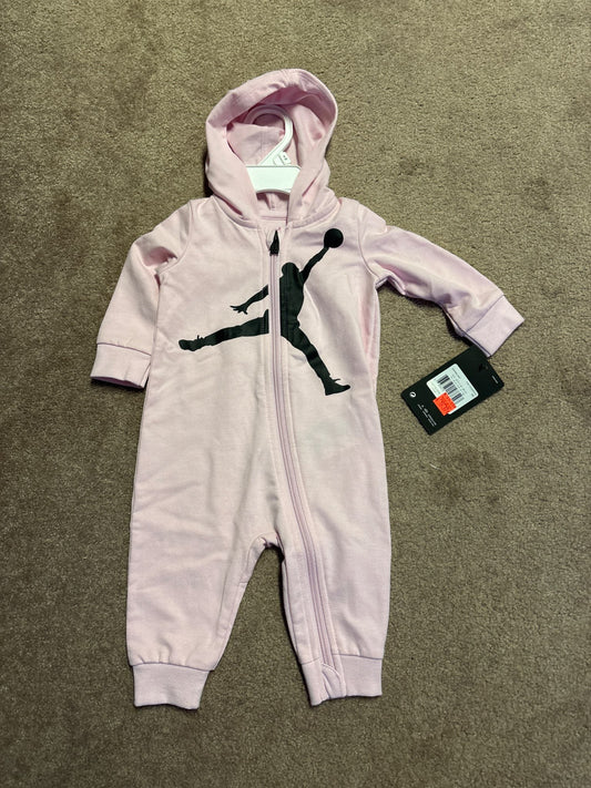 Nike air Jordan bnwt romper size 6m, Kids 9 Month (6-9M)