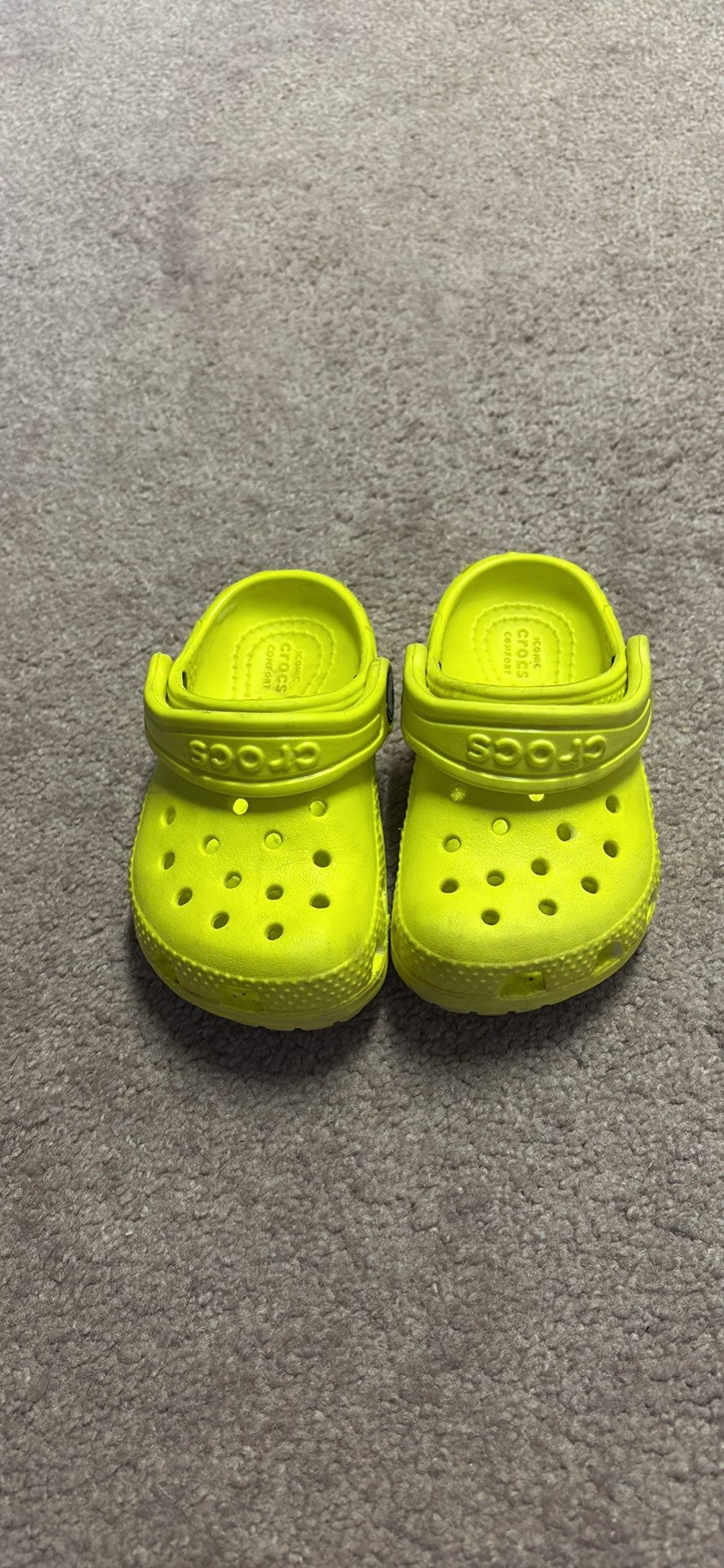 Crocs size 6c, Shoes 6 (Walkers:12-24 mth)