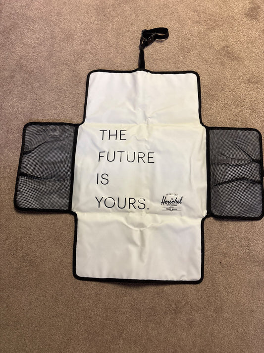 Herschel travel change mat