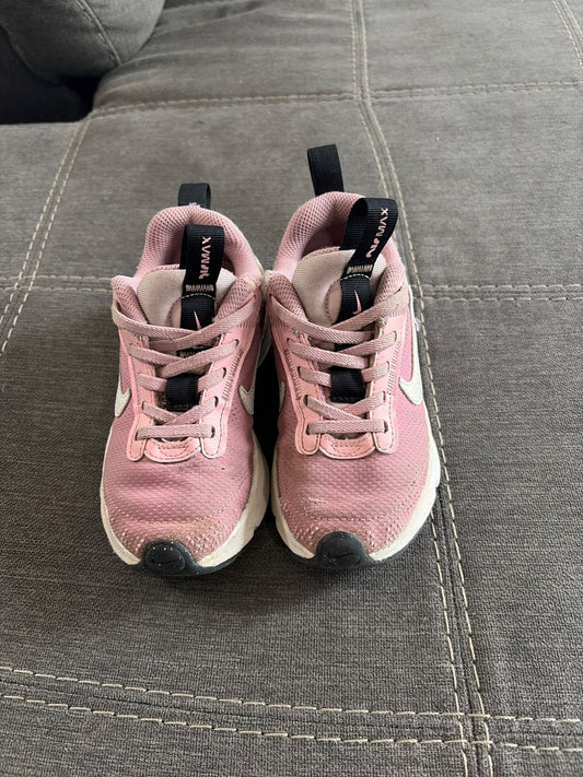 Nike shoes size 11c , Shoes 11 (Toddler:2-4yr)