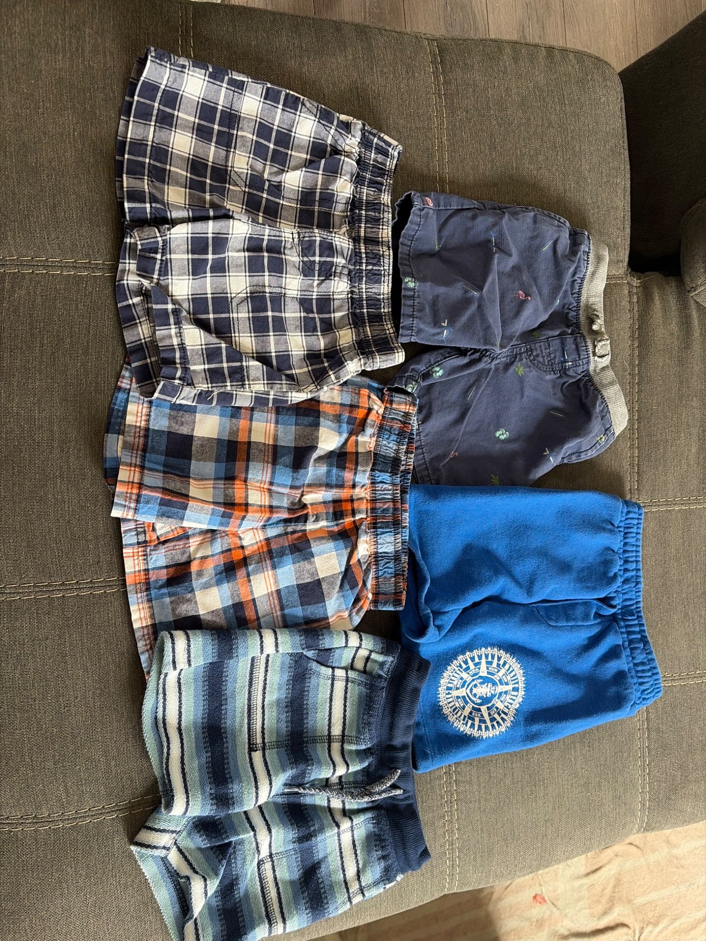 Boys shorts size 24m , Kids 24 Month (18-24M)