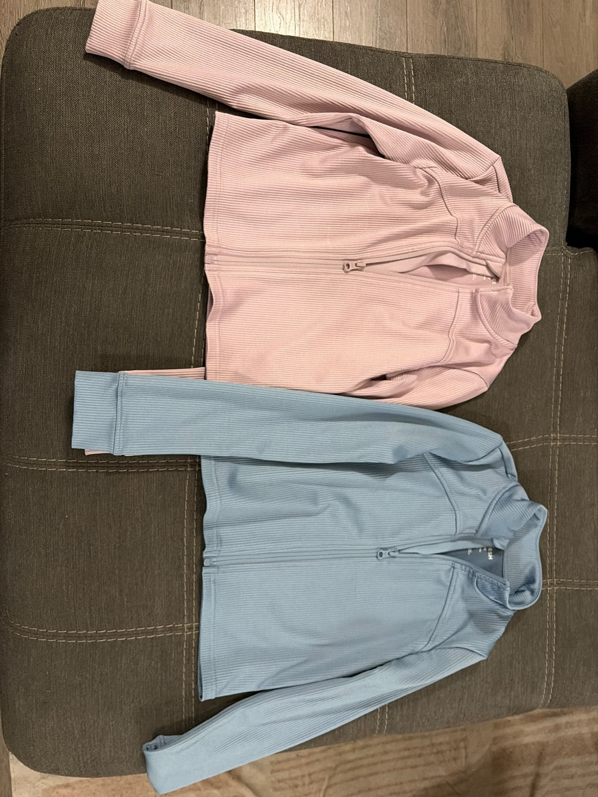 Joe fresh active zip up size m 7-8, Kids 7
