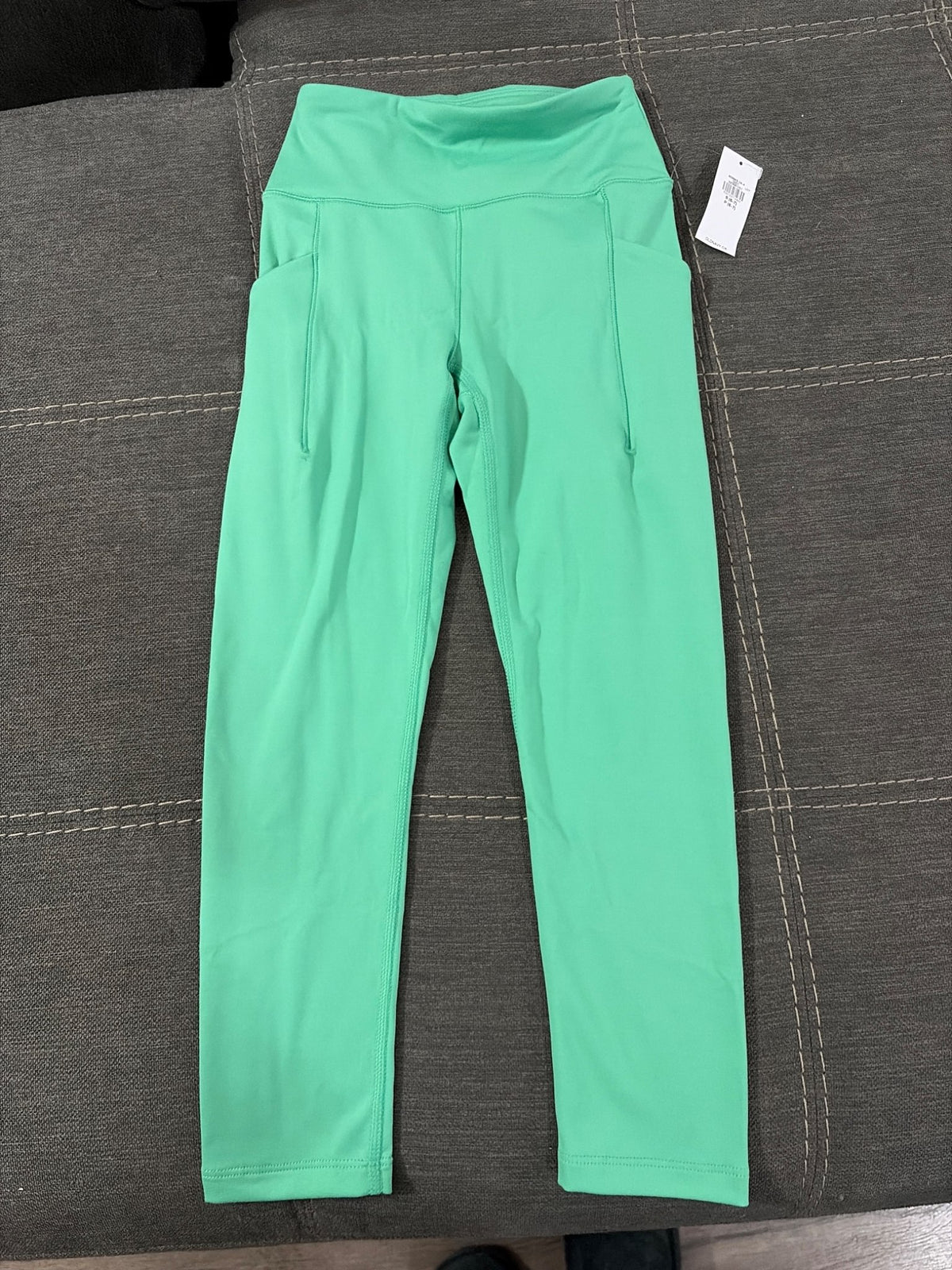 Old navy active leggings size S, Kids 6/6X
