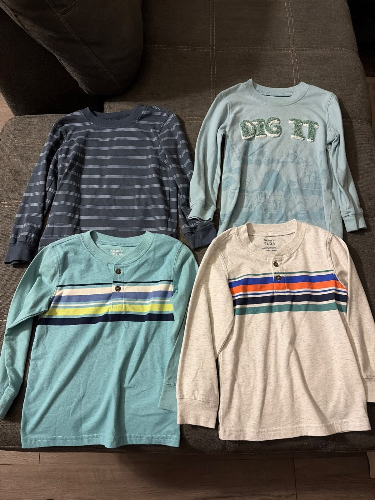 Long sleeve shirts size 3t, Kids 3T