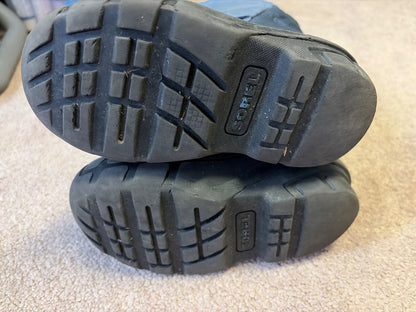 Sorel winter boots size c10, Shoes 10 (Toddler:2-4yr)