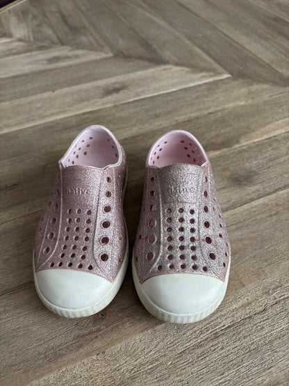 Native Shoes C7, Shoes 7 (Walkers:12-24 mth)
