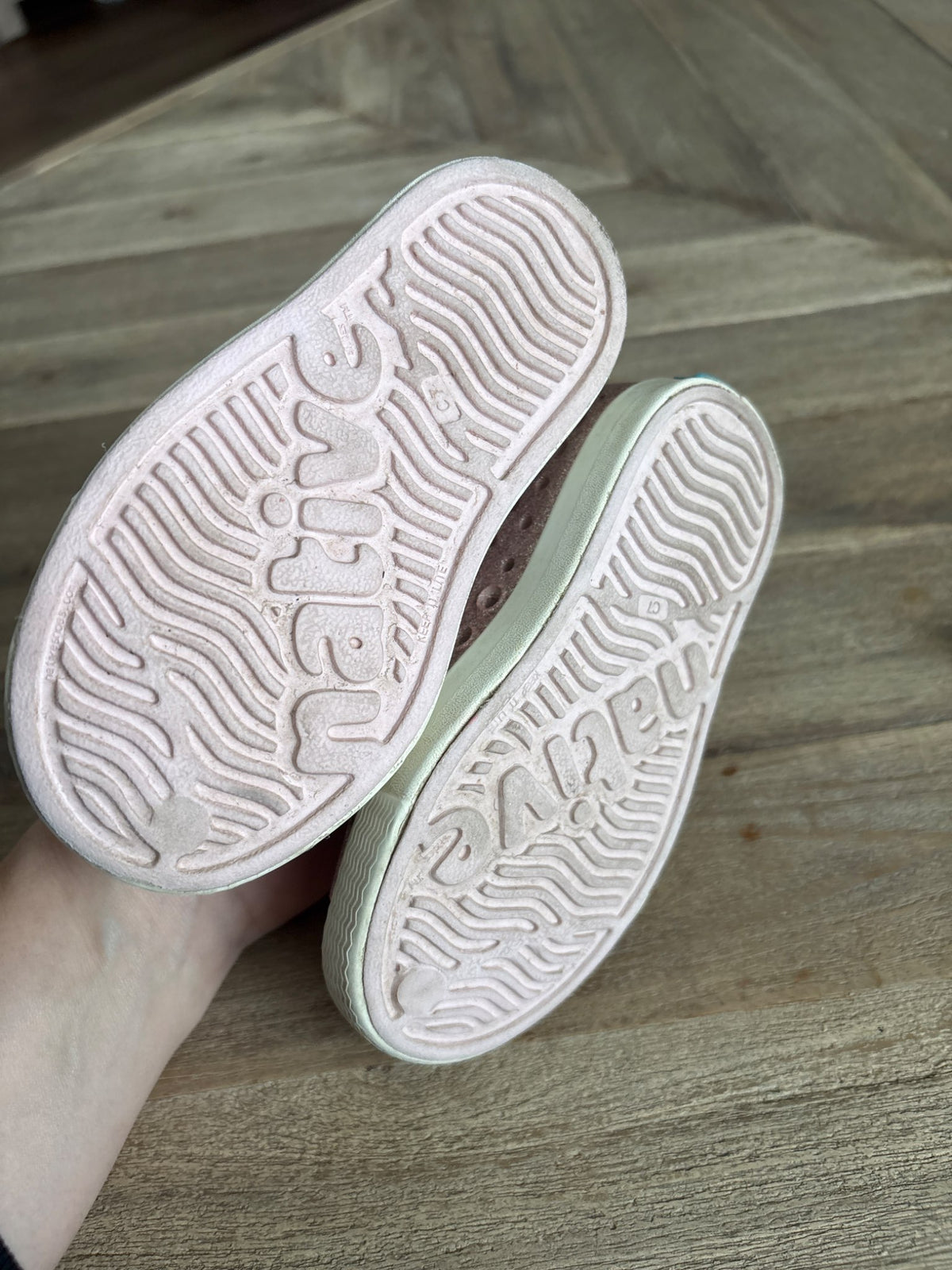 Native Shoes C7, Shoes 7 (Walkers:12-24 mth)