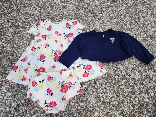 Used 3 piece outfit for baby girl size 9MTHS, Kids 9 Month (6-9M)