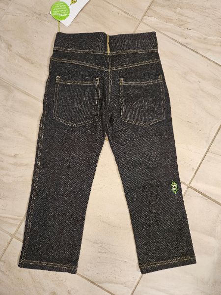 boys size 4 black pant, peekaboo bean