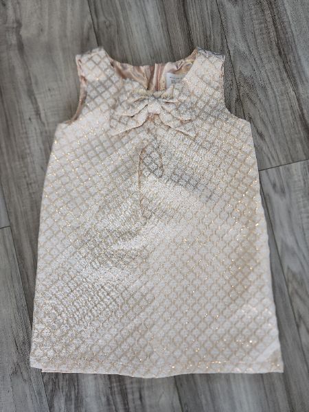 Used light pink dress size 2T, Kids 2T