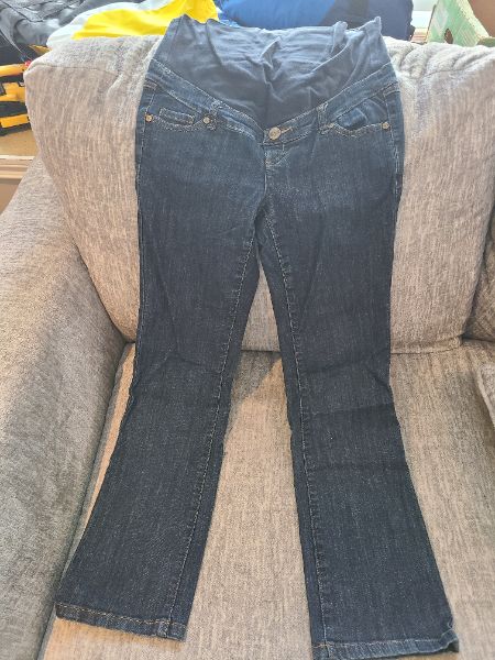 Maternity thyme blue jeans size small, Maternity S (4-6)