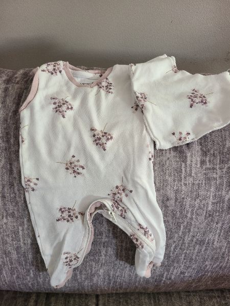 Zippyjam 3 to 6 month romper with matching bib