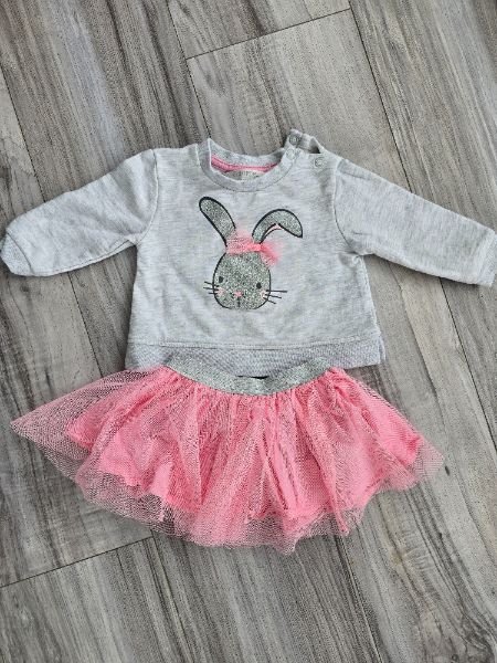 Used 2 piece girl outfit by George size 3 to 6 months, Kids 6 Month (3-6M)