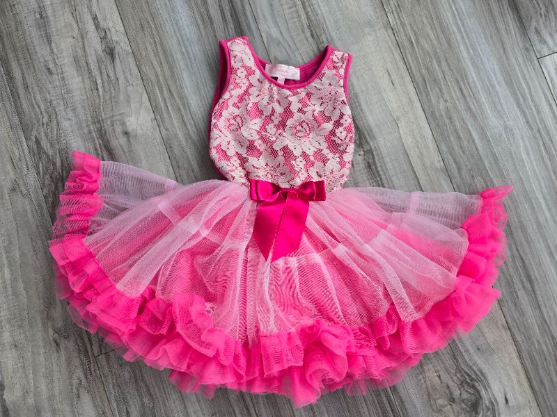 Used Pink tutu 1 piece dress for girls size 2T/3T, Kids 2T