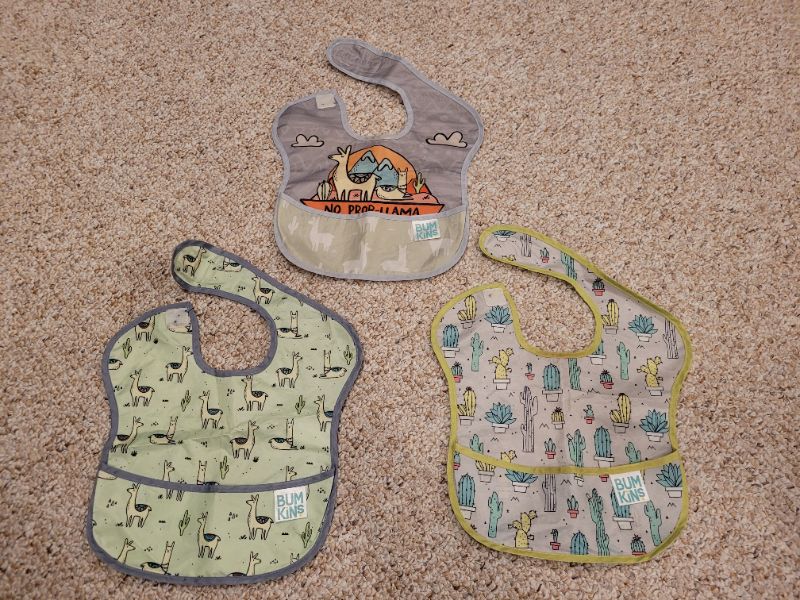 Bumkins bibs x3