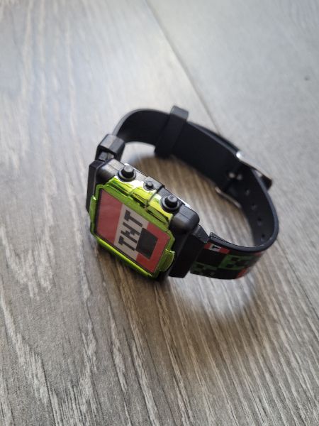 Minecraft TNT Watch