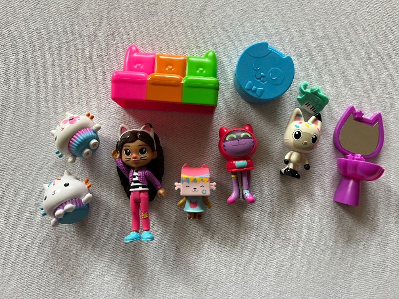 Gabby's Dollhouse Figurines, 10 peices