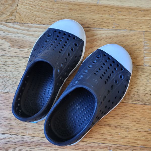 Black C7 Native Shoes (1), Shoes 7 (Walkers:12-24 mth)