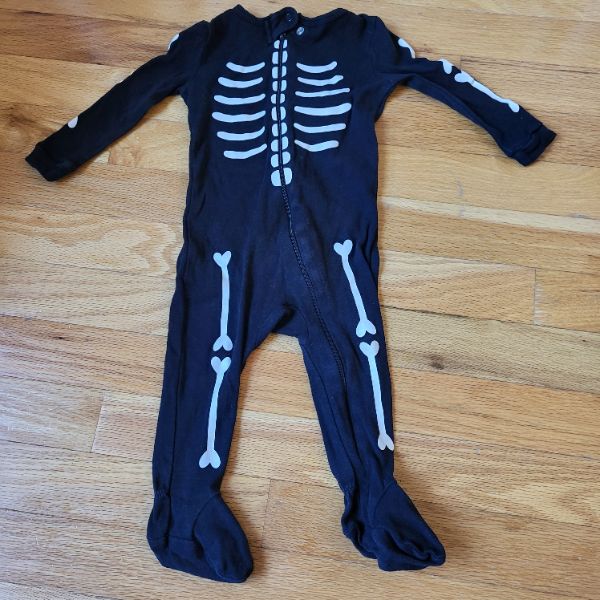 Joe Fresh 6-9M Skeleton Halloween Sleeper