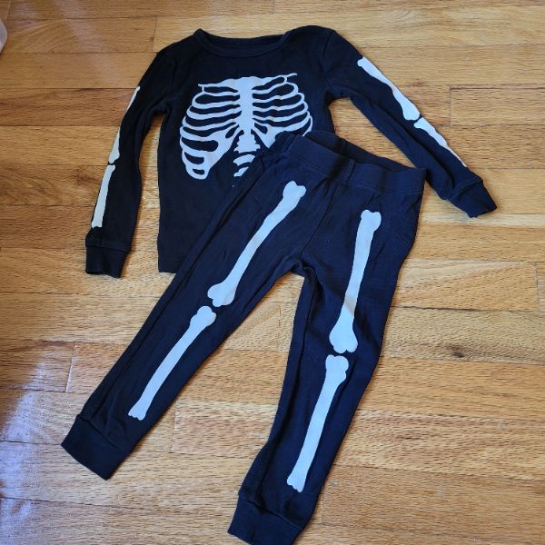 Joe Fresh Halloween Skeleton Pajamas