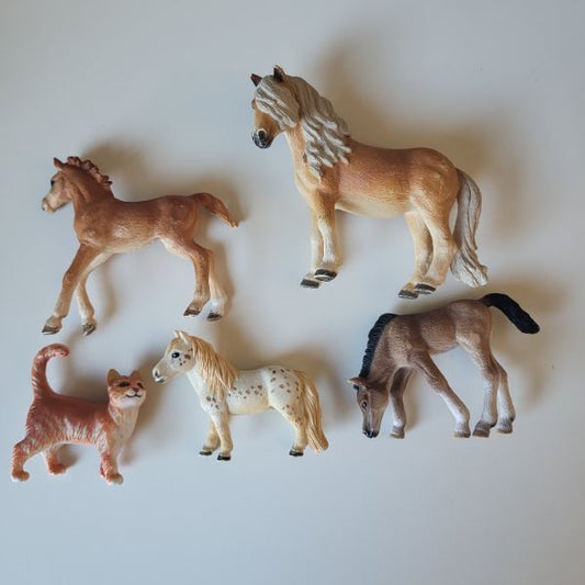 Schleich Horses + Safari Cat Toy