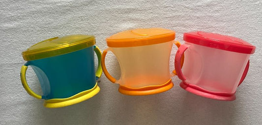 3 Munchkin Snack Cups