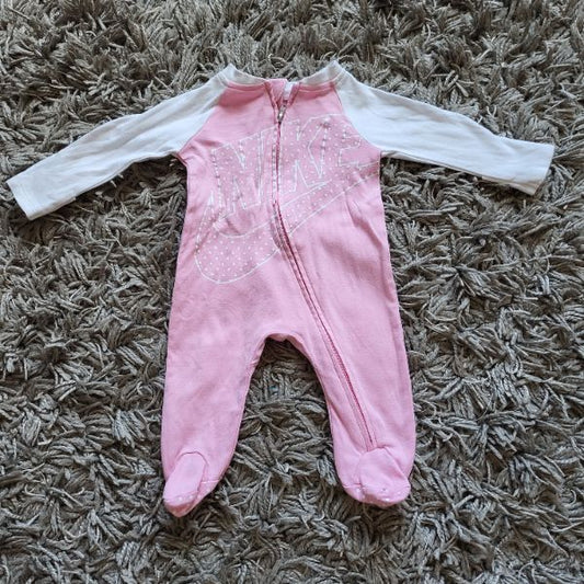 Cute Pink Nike Romper with fold over hands 3M, Kids 3 Month (0-3M)