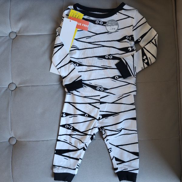 Joe Fresh NWT 3-6M Halloween PJs