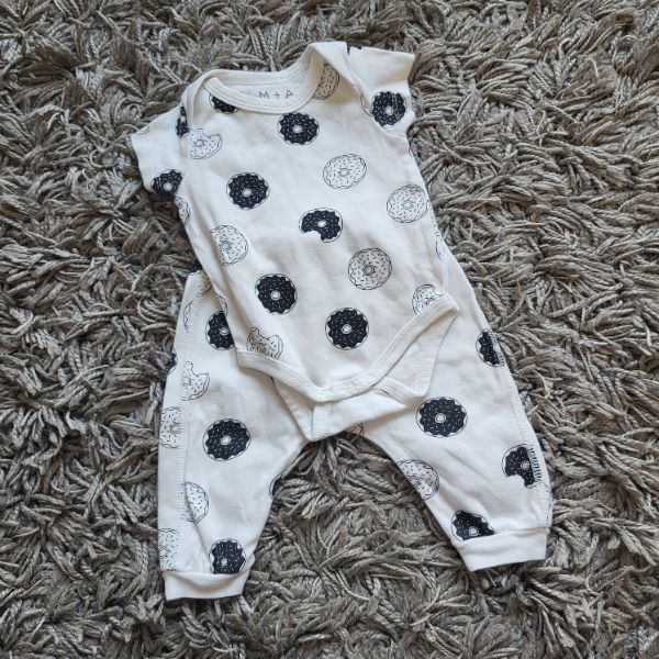 Monica + Andy Onesie + Pants 0-3M, Kids 3 Month (0-3M)