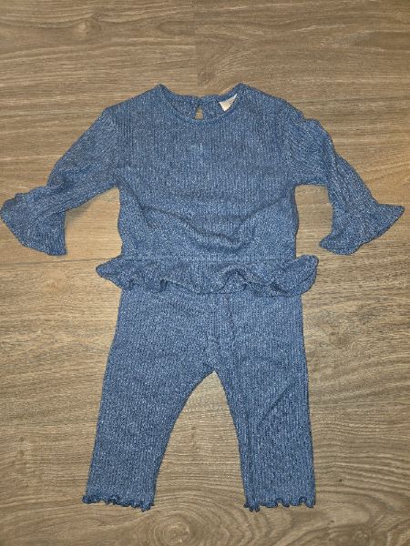 Baby Gap 2 piece Set