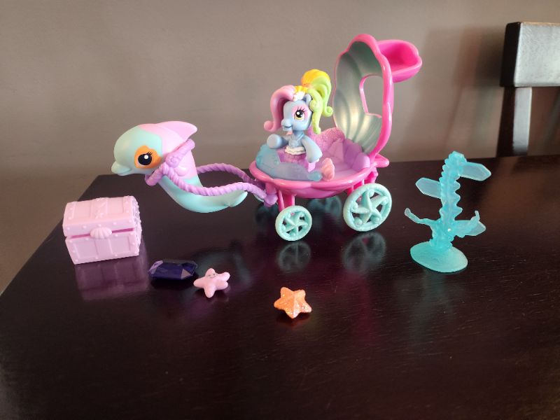 My Little Pony collection with 4 sets, 20+ ponies and accessories!