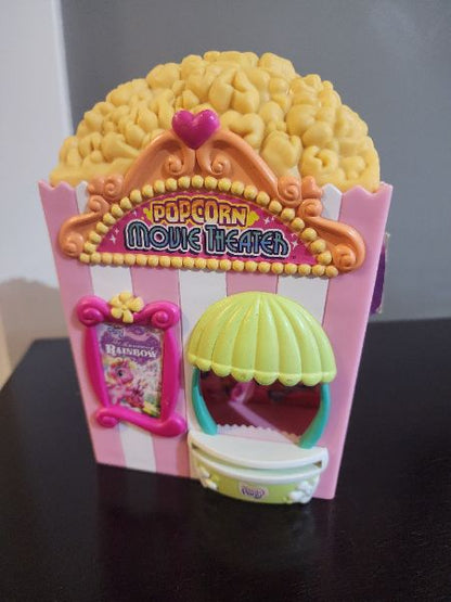 My Little Pony collection with 4 sets, 20+ ponies and accessories!