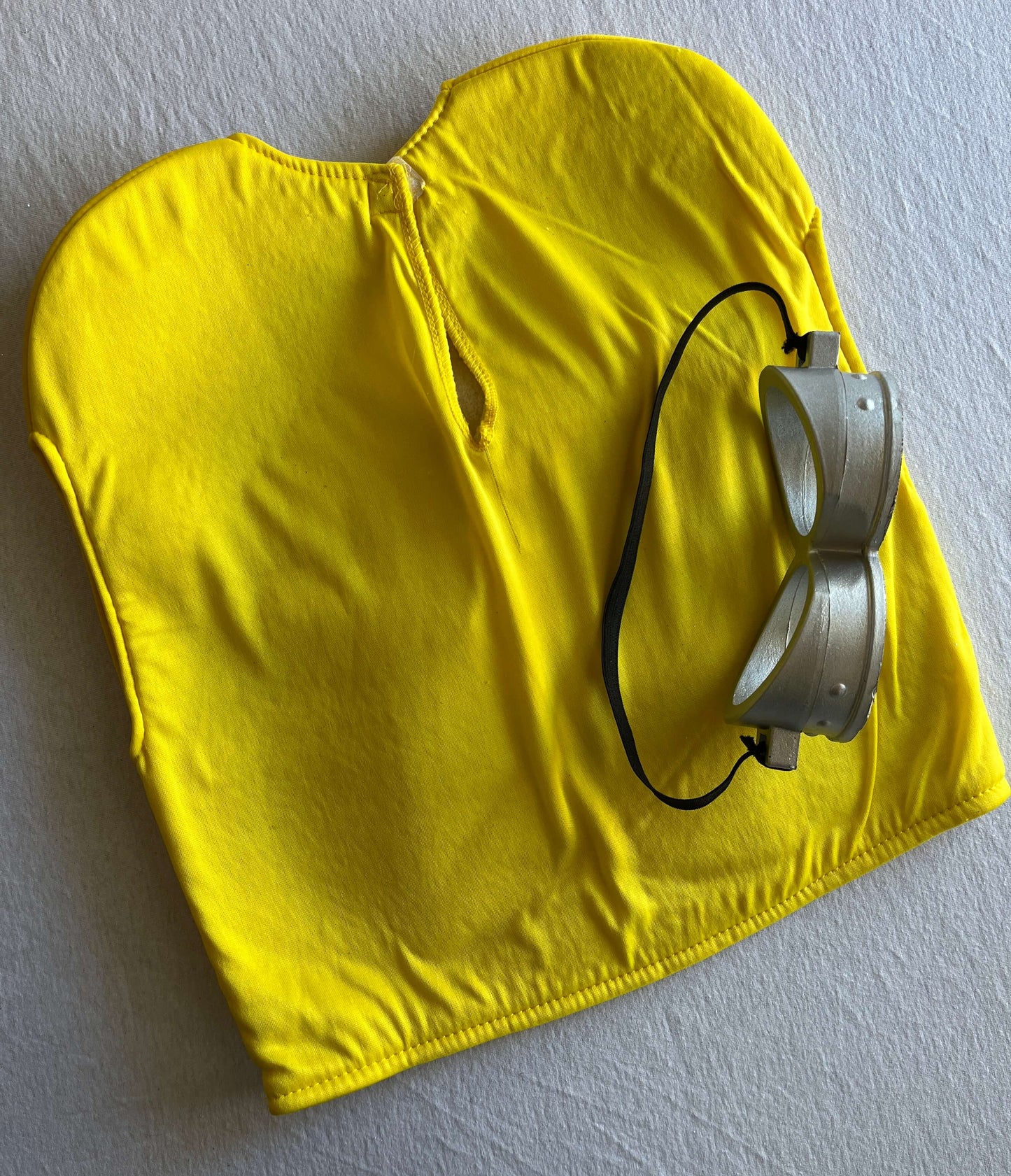 Minion Costume and Glasses, size small (fits 2-4 years), Kids 3T