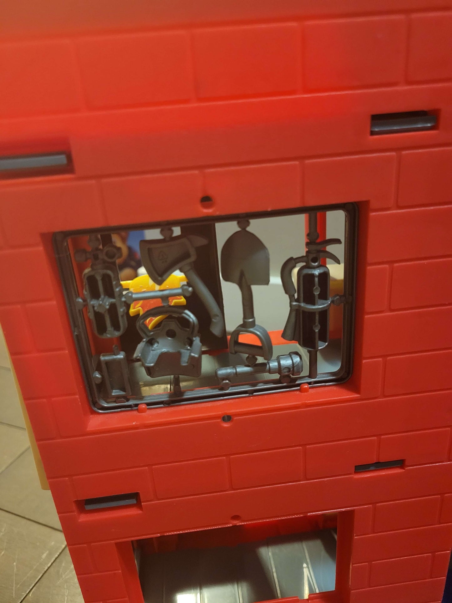 Fire station toy set