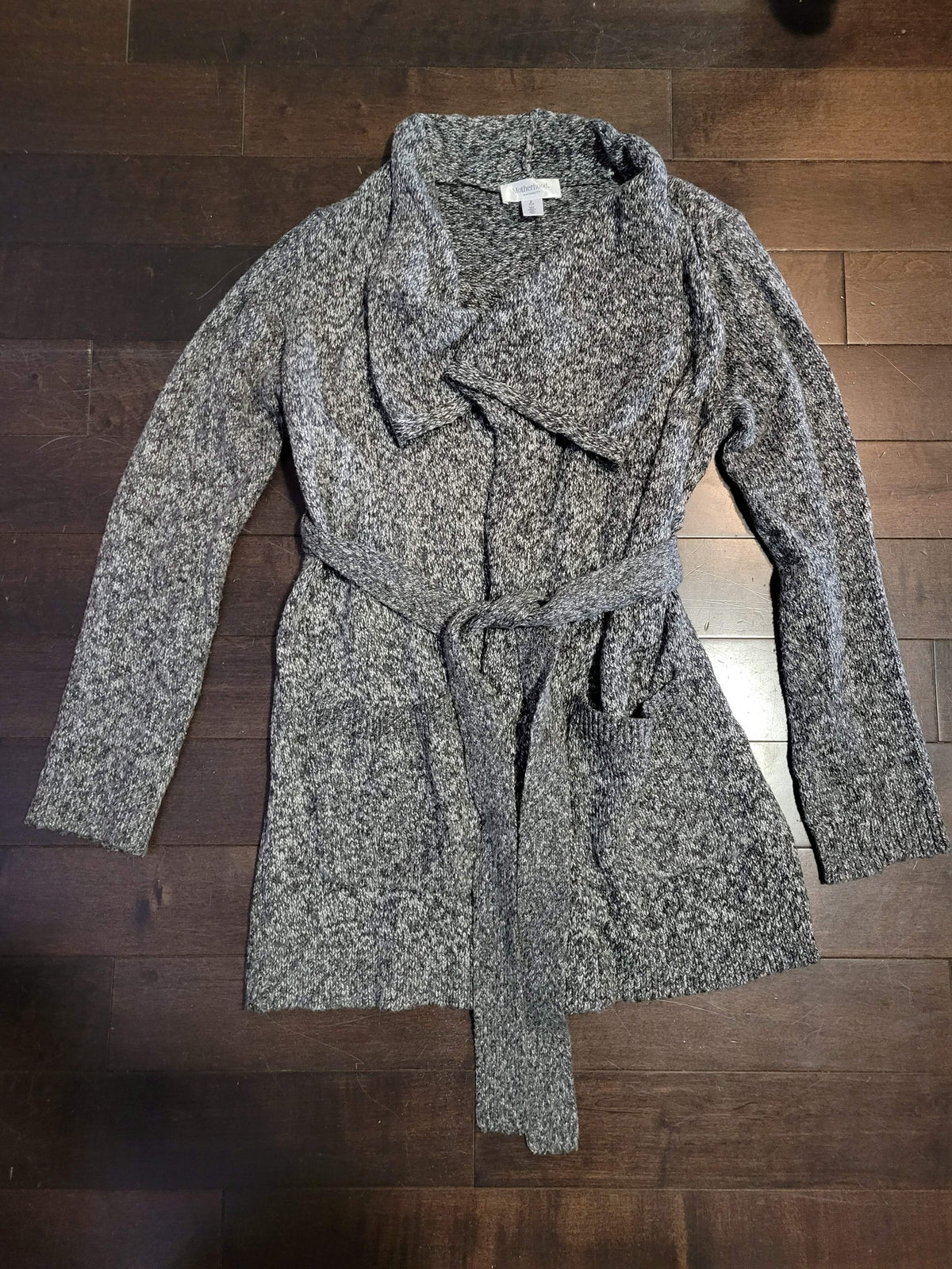 Small Maternity sweater, Maternity S (4-6)