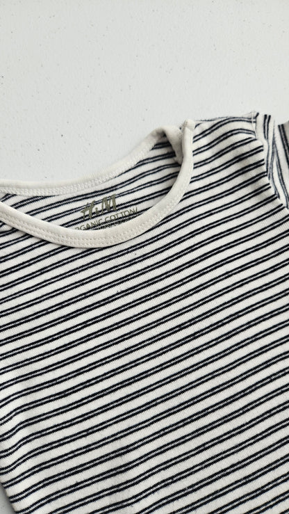 Black & White Striped, Long-Sleeved Onesie Top, H&M, 2-4M, Kids 6 Month (3-6M)