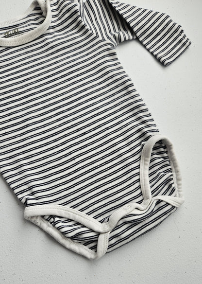 Black & White Striped, Long-Sleeved Onesie Top, H&M, 2-4M, Kids 6 Month (3-6M)